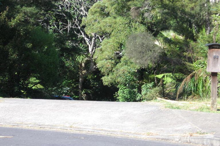Photo of property in 32 Emlyn Place, Torbay, Auckland, 0630