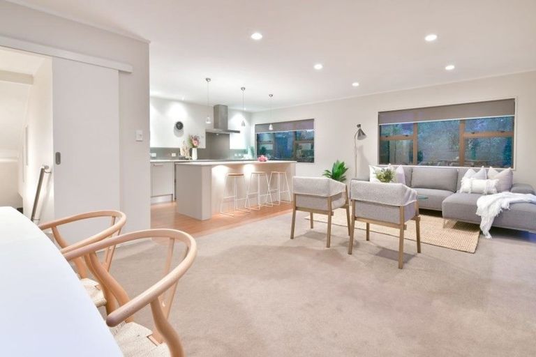 Photo of property in 15a Marigold Place, Mairangi Bay, Auckland, 0630