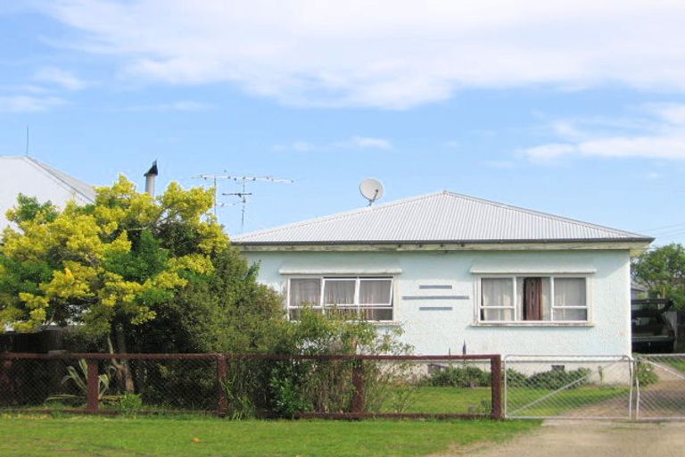 Photo of property in 24 Lyndhurst Street, Awapuni, Gisborne, 4010