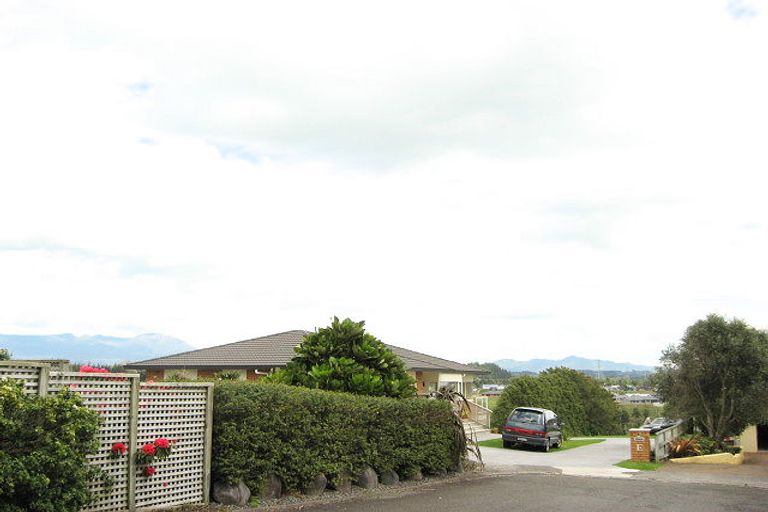 Photo of property in 96e Branch Road, Highlands Park, New Plymouth, 4312