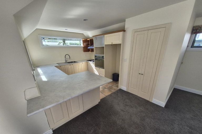 Photo of property in 132 Withells Road, Avonhead, Christchurch, 8042