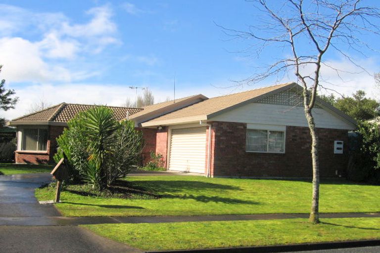 Photo of property in 14 Taksan Place, Pukete, Hamilton, 3200