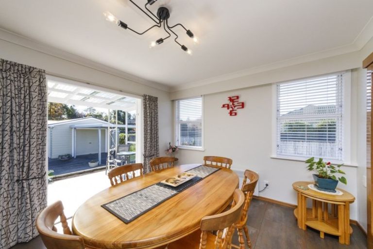 Photo of property in 10 Bond Street, Marton, 4710