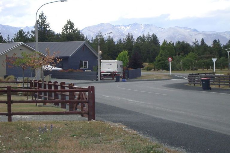 Photo of property in 27 Irishman Drive, Twizel, 7901