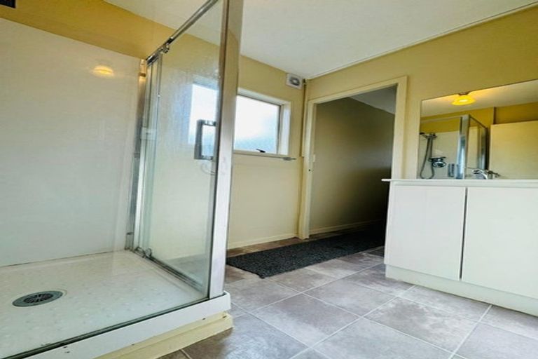 Photo of property in 80p Tirimoana Road, Te Atatu South, Auckland, 0602