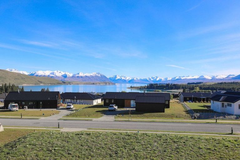 Photo of property in 36 Mistake Drive, Lake Tekapo, 7999