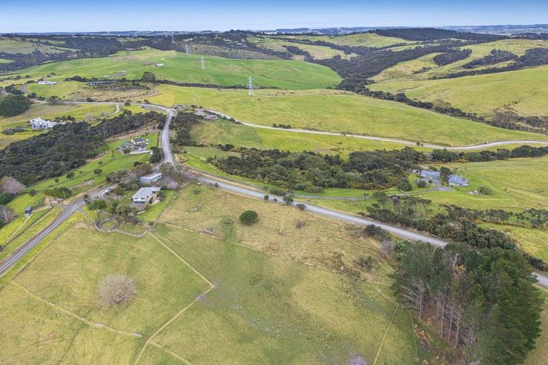 Photo of property in 5 Onewhero Road, Kaukapakapa, Warkworth, 0984