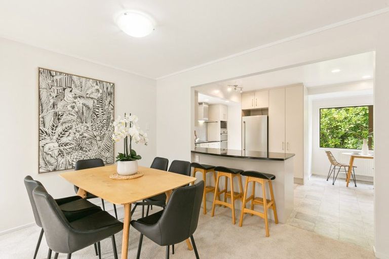 Photo of property in 7 Nadia Grove, Khandallah, Wellington, 6035