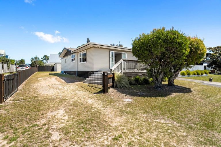Photo of property in 21 Given Grove, Pauanui, Hikuai, 3579