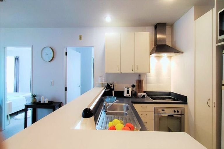 Photo of property in Terrace Heights Apartments, 8c/163 The Terrace, Wellington Central, Wellington, 6011