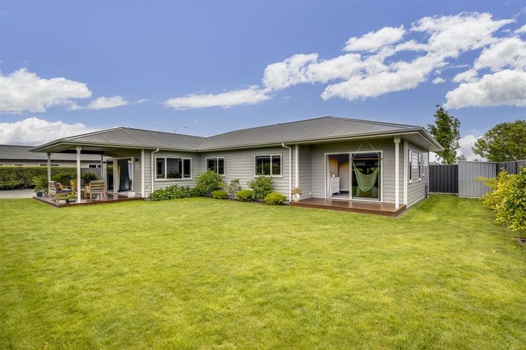 Photo of property in 20 Pukaki Place, Poraiti, Napier, 4112