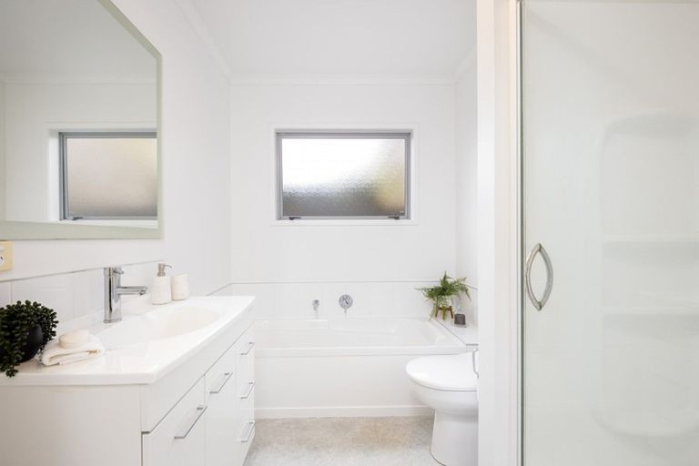 Photo of property in 3 Mill Road, New Plymouth, 4310