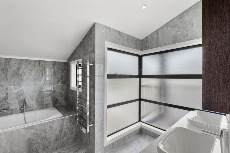 Photo of property in 202c Mellons Bay Road, Mellons Bay, Auckland, 2014