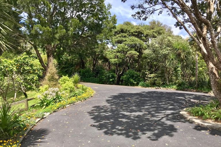 Photo of property in 394 Wairere Road, Waitakere, Henderson, 0782