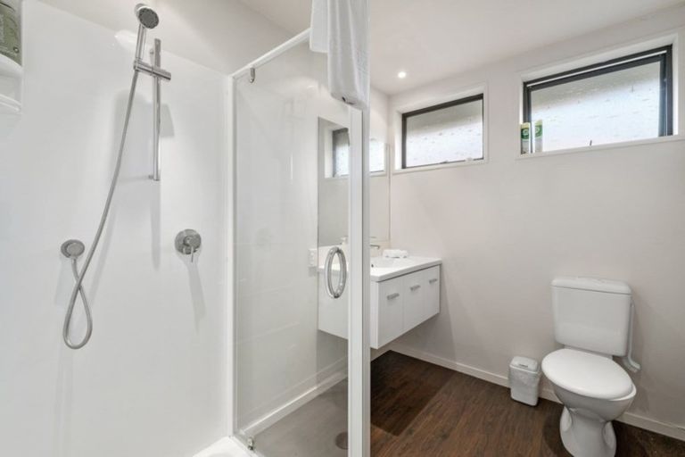 Photo of property in 13 Oregon Drive, Kelvin Heights, Queenstown, 9300