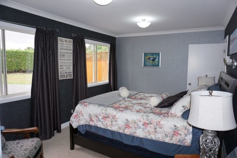 Photo of property in 188 Bartholomew Road, Levin, 5510