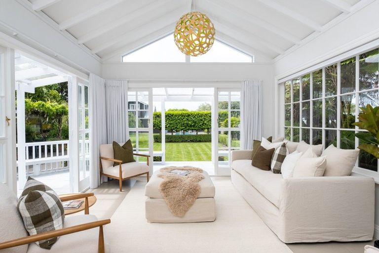 Photo of property in 63 Nelson Crescent, Napier South, Napier, 4110