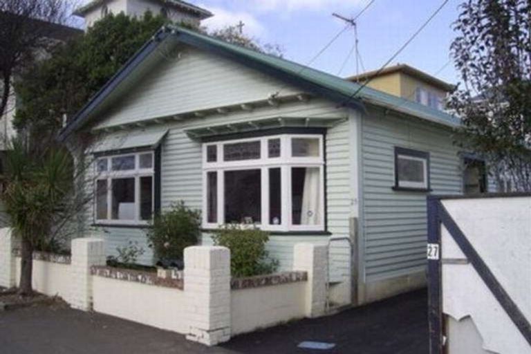 Photo of property in 25 Luxford Street, Berhampore, Wellington, 6023