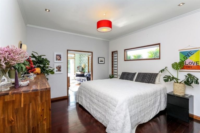 Photo of property in 8 Gaine Street, New Plymouth, 4310