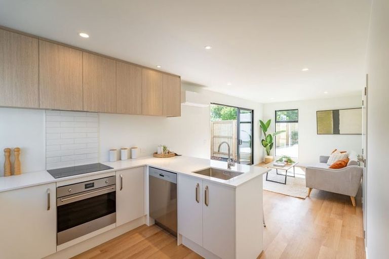 Photo of property in 2/27 Vogel Street, Richmond, Christchurch, 8013