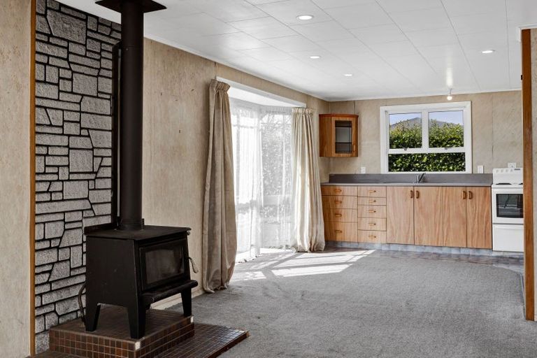 Photo of property in 13 Bridger Place, Eltham, 4322