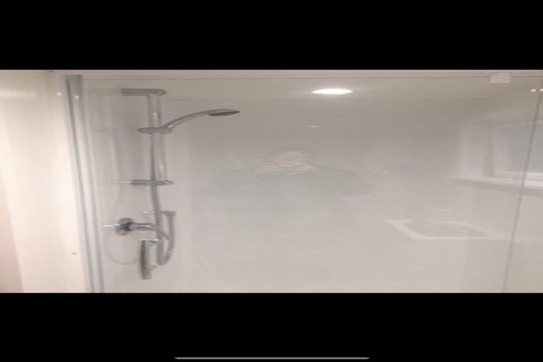 Photo of property in 53 Victory Crescent, Tawa, Wellington, 5028