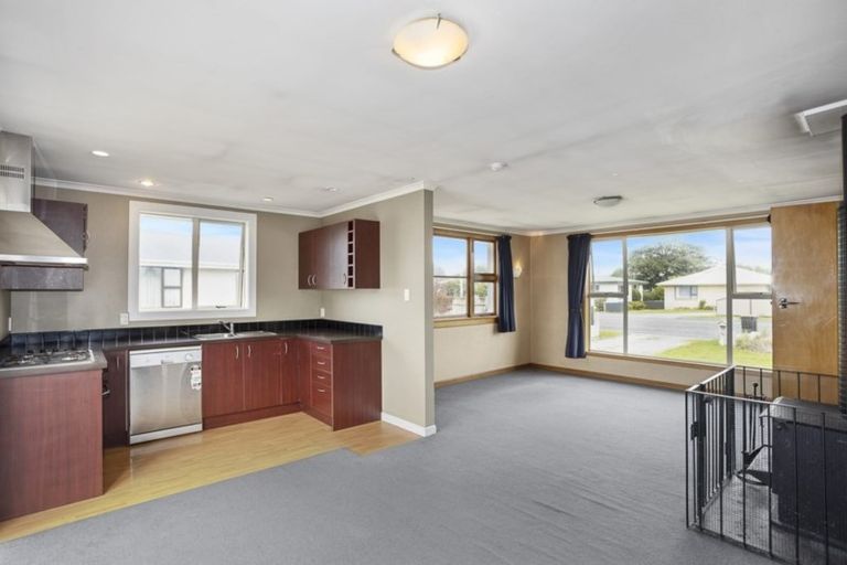 Photo of property in 17 Broughton Street, Gore, 9710