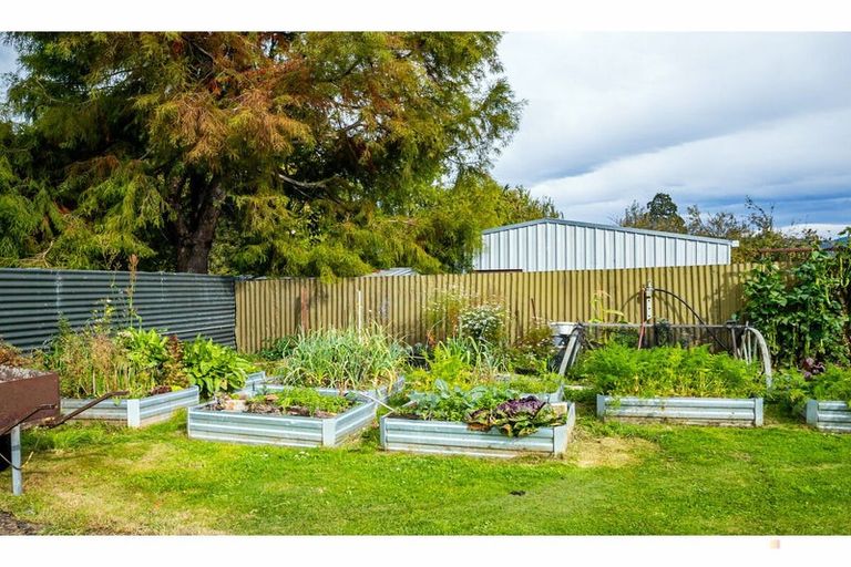 Photo of property in 32 Augustine Street, Waimate, 7924