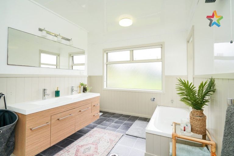 Photo of property in 27 Main Street, Otautau, 9610