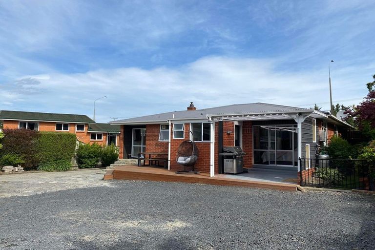 Photo of property in 24 Main Road, Fairfield, Dunedin, 9018