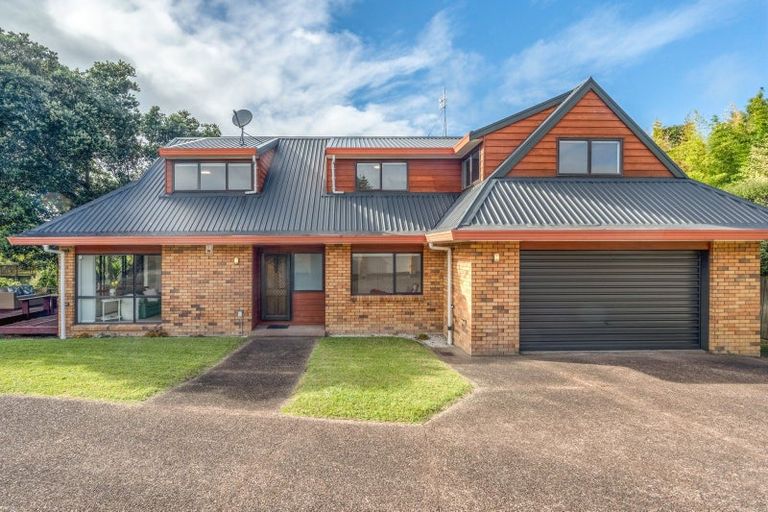 Photo of property in 91a Uxbridge Road, Cockle Bay, Auckland, 2014