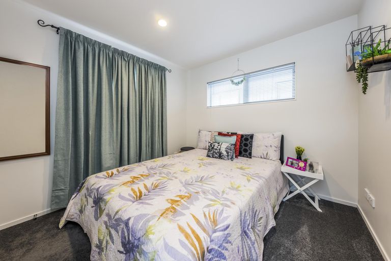 Photo of property in 68 Bellbird Street, Papakura, 2110