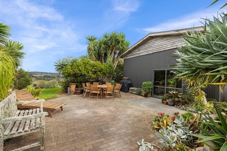 Photo of property in 1996b Cove Road, Mangawhai, 0573