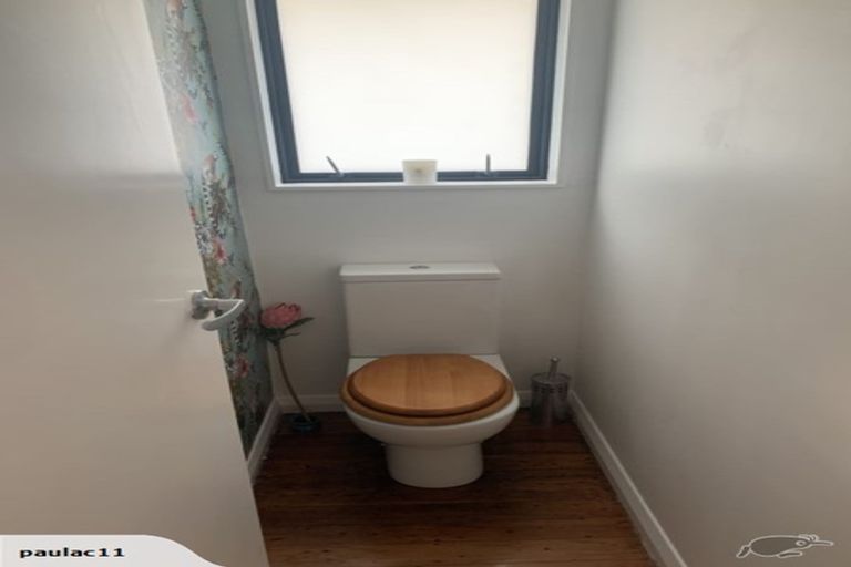 Photo of property in 14 Downes Street, Titahi Bay, Porirua, 5022