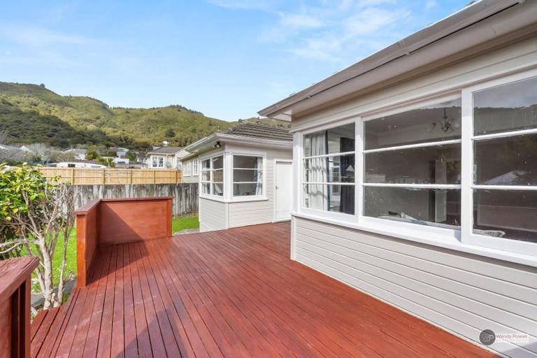 Photo of property in 66 Wilkie Crescent, Naenae, Lower Hutt, 5011