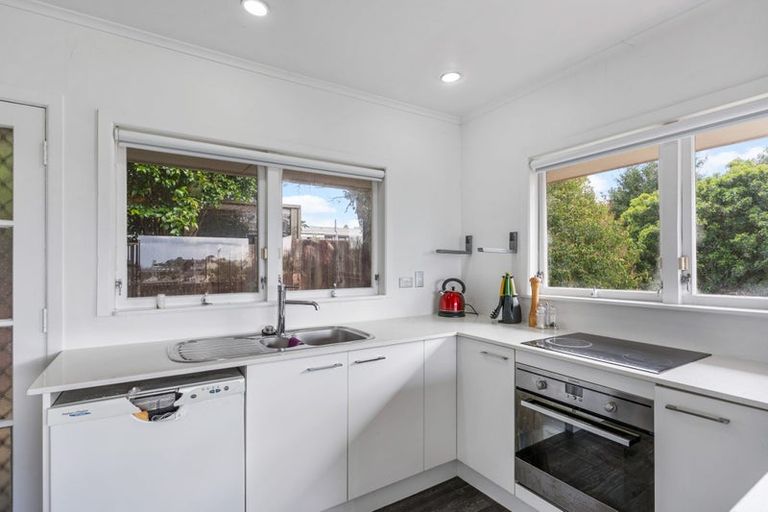 Photo of property in 3/46 Felton Mathew Avenue, St Johns, Auckland, 1072