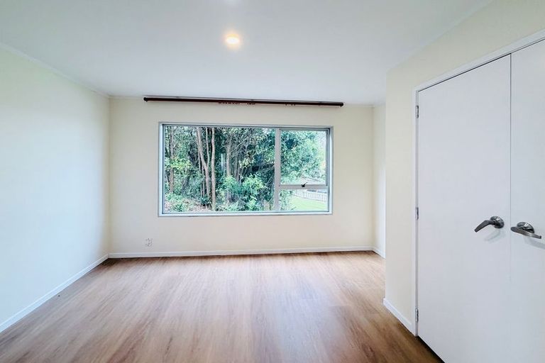 Photo of property in 152 Weatherly Road, Torbay, Auckland, 0630