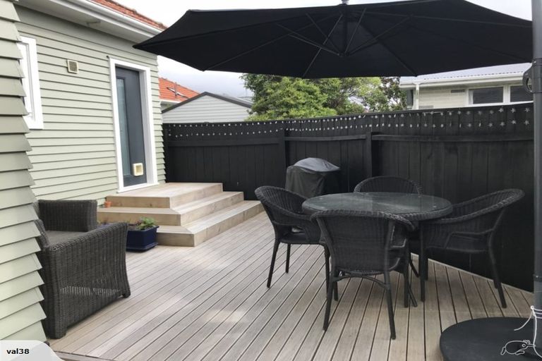 Photo of property in 25 Vincent Street, Waterloo, Lower Hutt, 5011