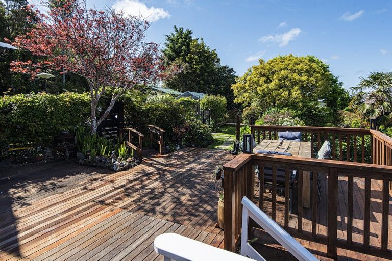 Photo of property in 100 School Road, Paihia, 0200