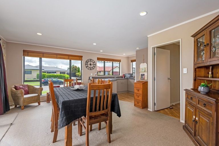 Photo of property in 11 Branigan Parade, Kelvin Grove, Palmerston North, 4414