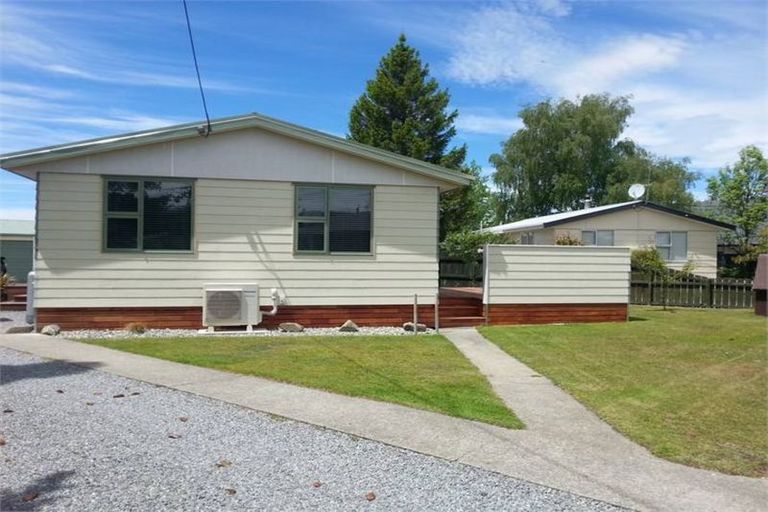 Photo of property in 64 Omahau Crescent, Twizel, 7901