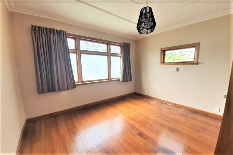 Photo of property in 9 Khandallah Road, Ngaio, Wellington, 6035