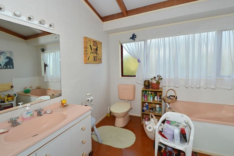 Photo of property in 362 Ocean Beach Road, Whangarei Heads, Whangarei, 0174