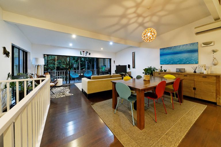 Photo of property in 103 Waima Crescent, Titirangi, Auckland, 0604