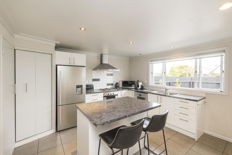 Photo of property in 126 Heretaunga Street, Palmerston North, 4414