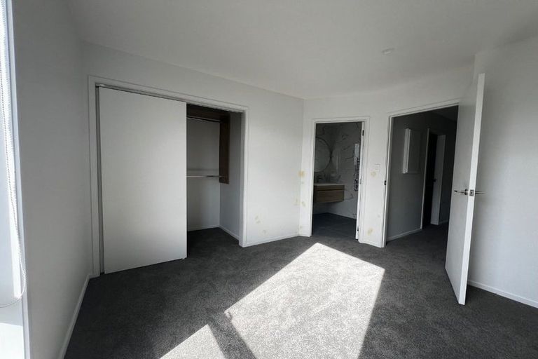 Photo of property in 7/21 Divich Avenue, Te Atatu South, Auckland, 0610