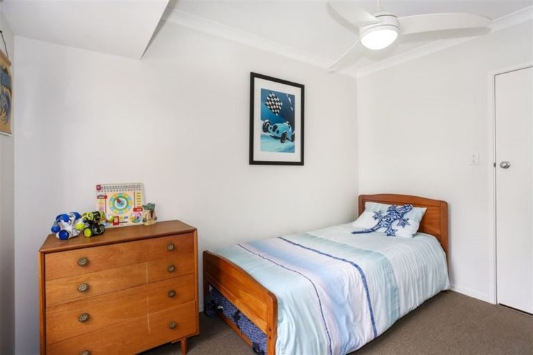 Photo of property in 16 Kaiwaka Road, Waiuku, 2123