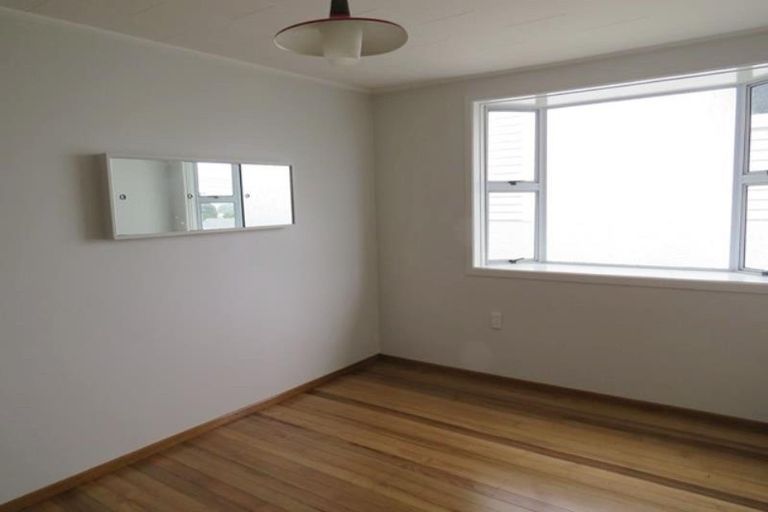 Photo of property in 221 Powderham Street, New Plymouth, 4310