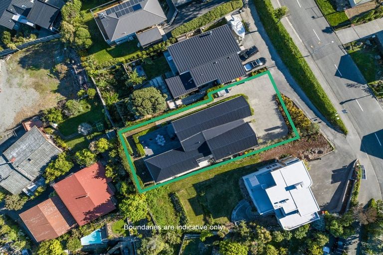 Photo of property in 285 Cannon Hill Crescent, Mount Pleasant, Christchurch, 8081