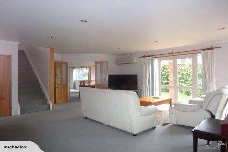 Photo of property in 94 Memorial Avenue, Ilam, Christchurch, 8053